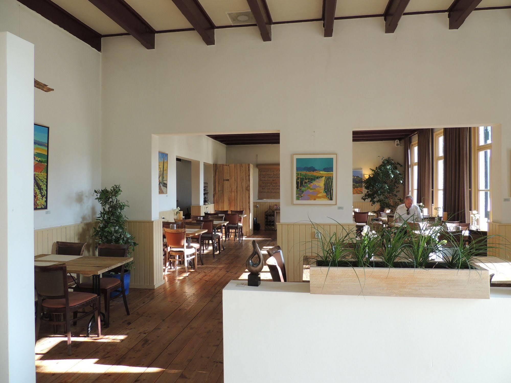 Hotel Restaurant 'De Oorsprong' Sint Nicolaasga المظهر الخارجي الصورة