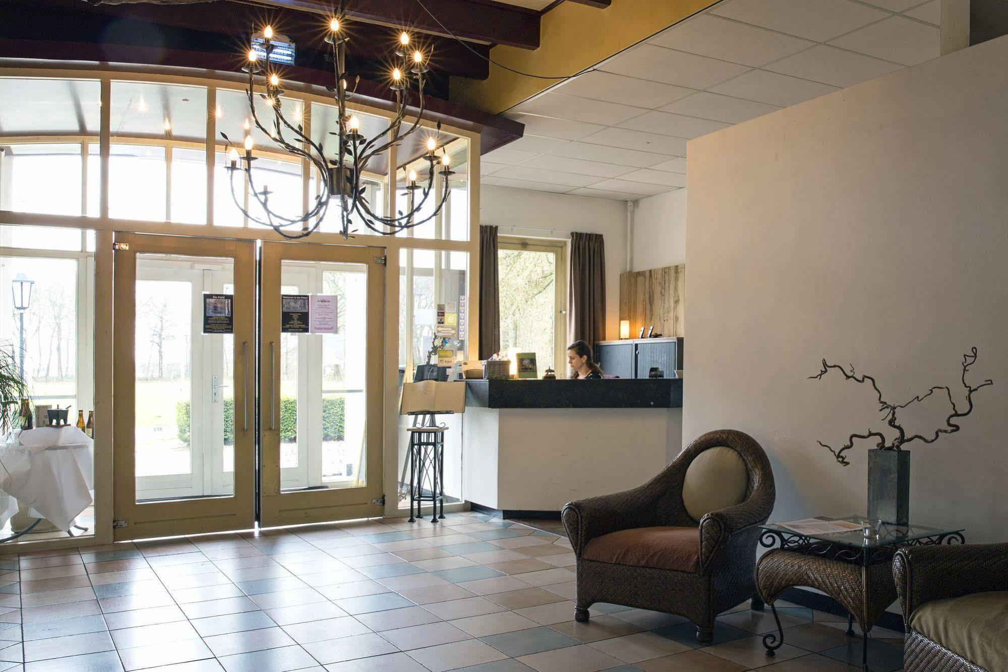 Hotel Restaurant 'De Oorsprong' Sint Nicolaasga المظهر الخارجي الصورة